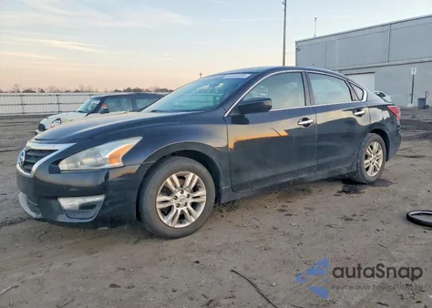 2013 Nissan Altima 2.5 z USA, uszkodzony, nr VIN 1N4AL3AP7DN509297